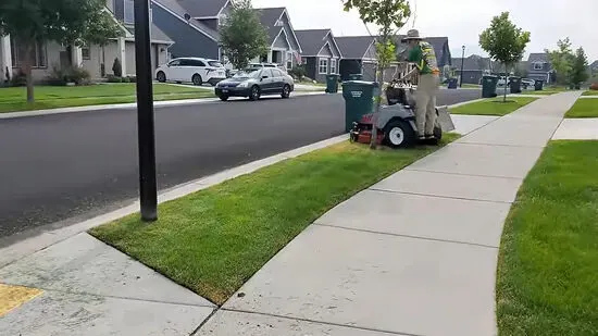 Lawn Mowing Services 5 lawn care cape coral
